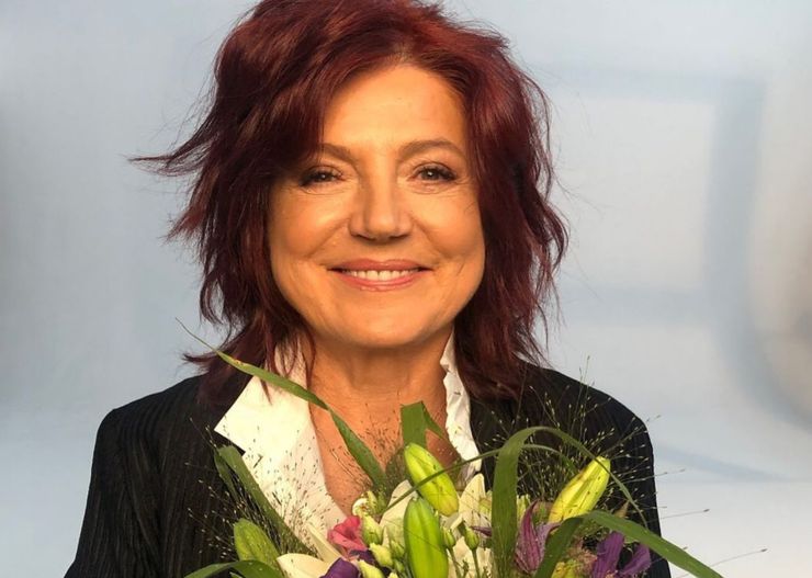 Gustowna elegancja w stylu 80-letniej Urszuli Dudziak. Odkrywamy jej receptę na ponadczasowy styl