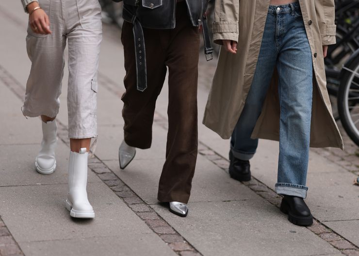 Modne spodnie damskie na wiosnę 2024: od wysokiego stanu po capri. W te modele warto zainwestować