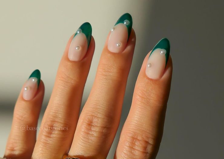 Paznokcie na sylwestra 2023 – TOP 6 pomysłów na modny manicure sylwestrowy