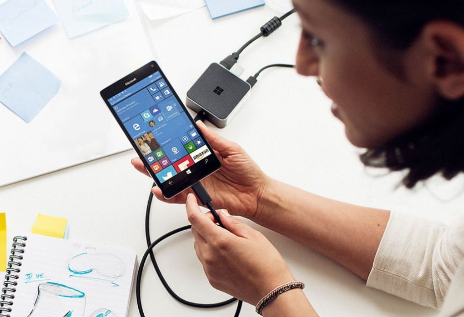 Lumia 950 XL stacja HD-500