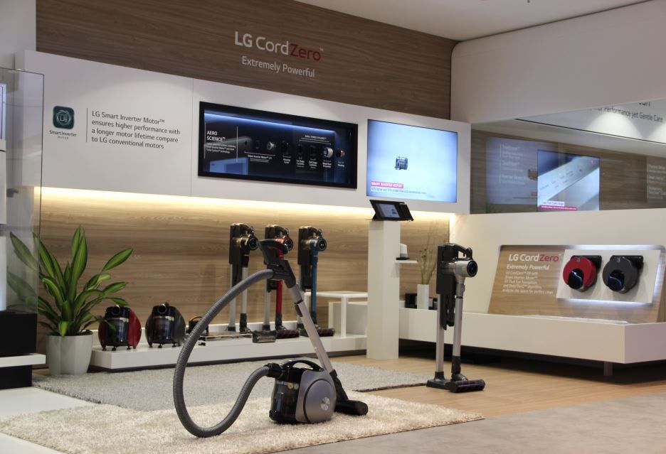 LG Cord Zero