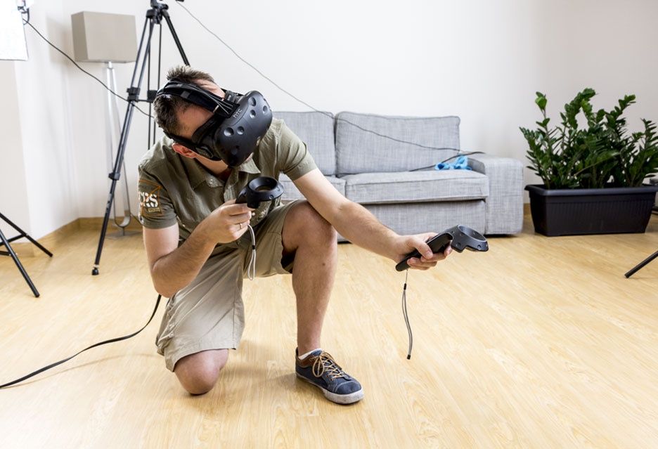 HTC VIVE