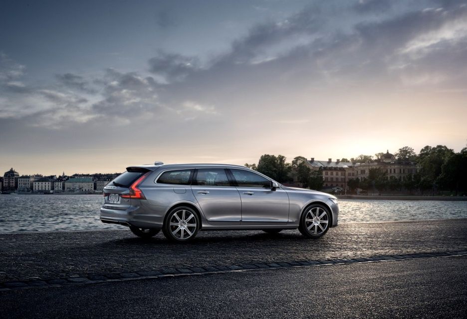 Volvo V90