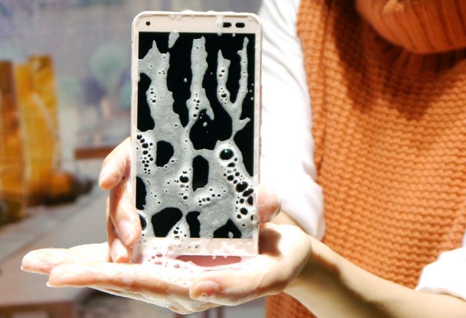 Kyocera DIGNO Rafre