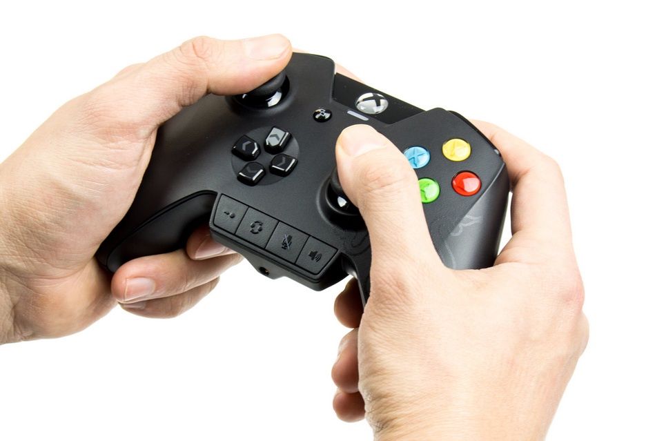 Razer Wildcat - niska waga i wygodny uchwyt zapewniają komfort grania
