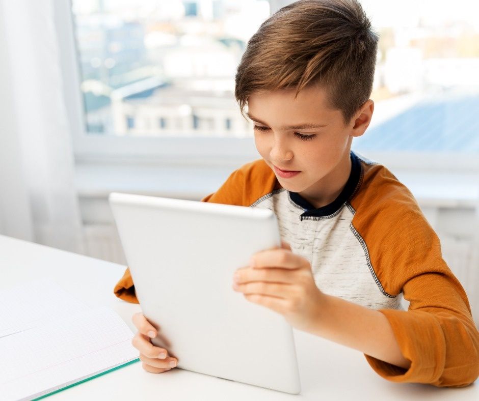 Tablet - praktyczny prezent na komunię