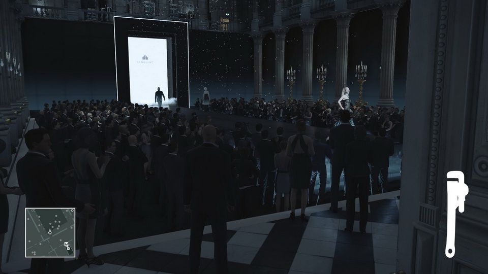 Hitman - oglądanie wybiegu modelek