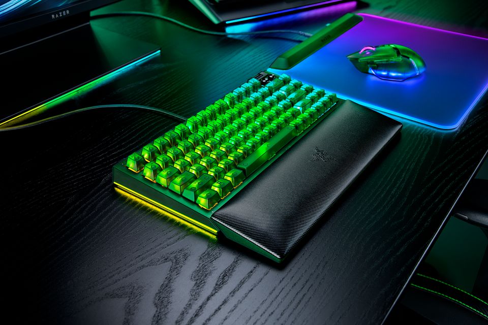 Razer BlackWidow V4 75% - Phantom Green Edition