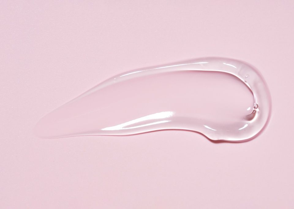 warstwa żelu do mycia twarzy