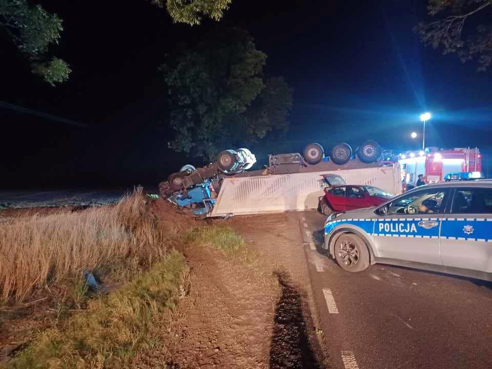 Buraki wyleciały na drogę